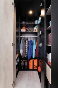 PETRA P01 Kledingkast Hoekkast 135 cm Kinder Meubels 24